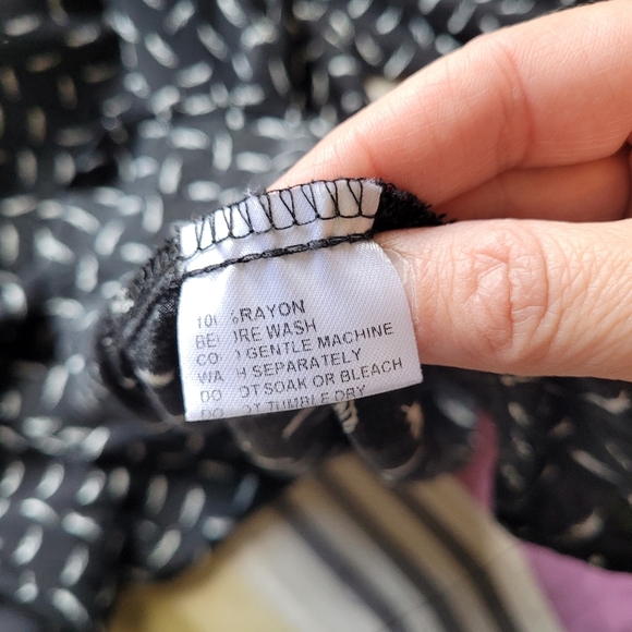 XIX Palms Feather Print Maxi Dress, VGUC, Size 3 - Picture 8 of 9